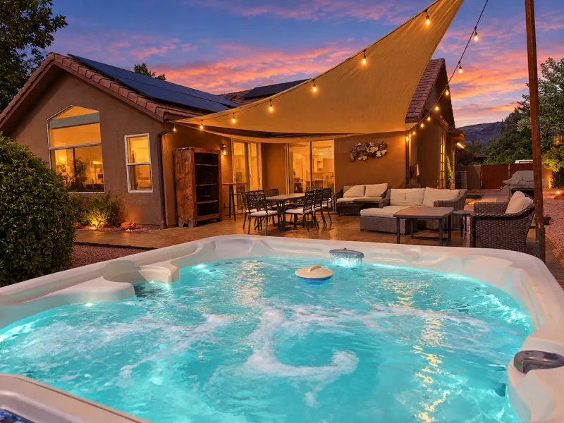 Sedona Gecko Retreat, Sedona: hot tub