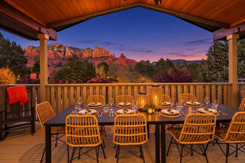 Uptown Sparks (Grove House East), Sedona: dining area