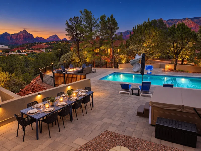 Supreme Sedona, Sedona: backyard